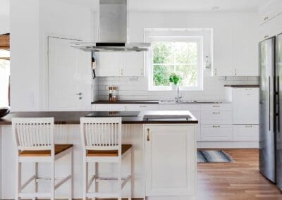 Hemma hos Åsa och Viktor Köksö, AChoice stenhus