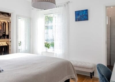 Hemma hos Åsa och Viktor Sovrum, AChoice stenhus